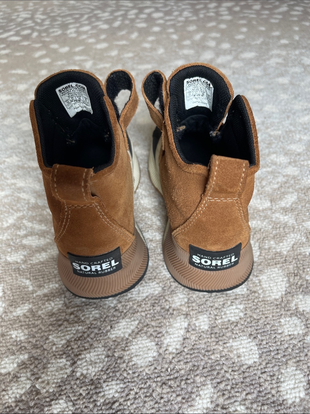 Sorel Kids Black and Brown Suede Duck Boots - Picture 2 of 5